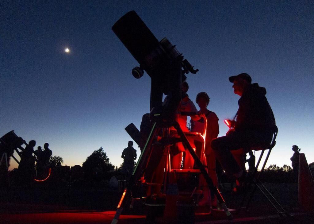 #37. Astronomers